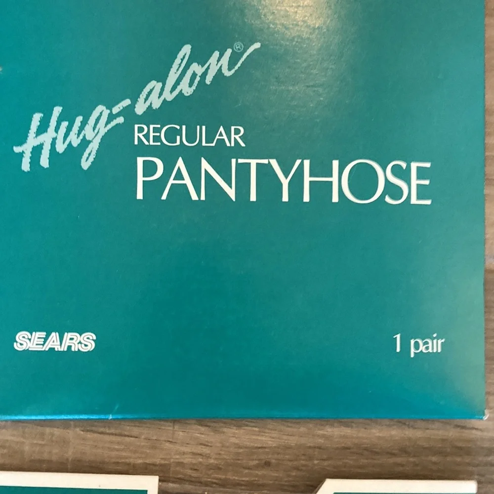 Vintage Deadstock New Sears Average Day Sheer Sandalfoot The Only Toe pantyhose